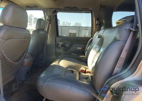 1999 Chevrolet Tahoe C1500 z USA, uszkodzony, nr VIN 1GNEC13R5XJ563280